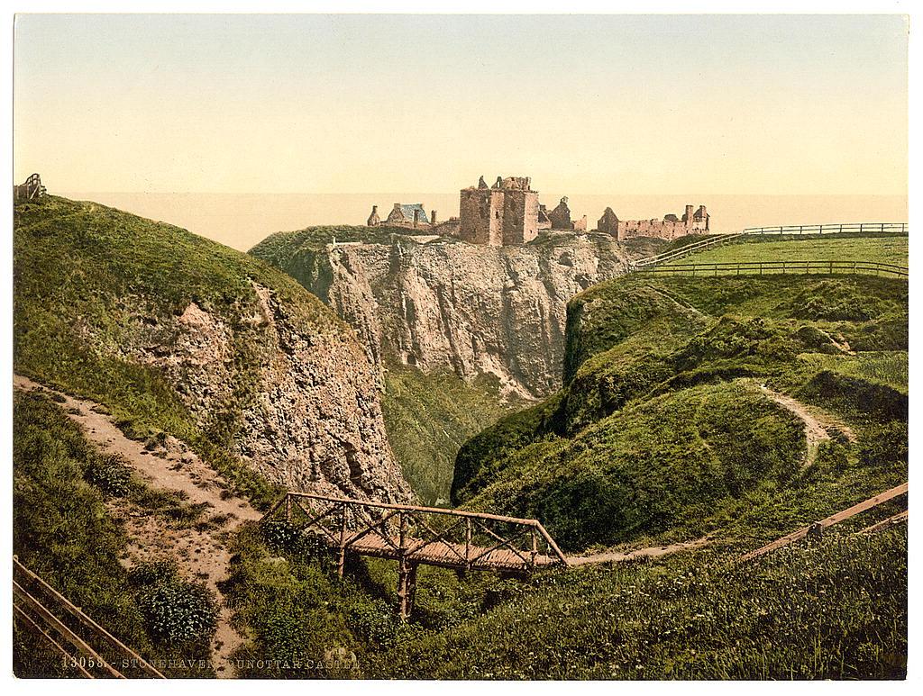 DUNOTTAR CASTLE