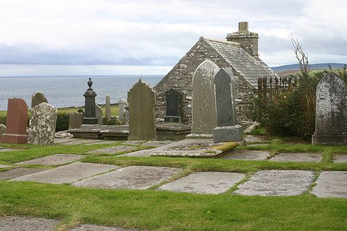 Clan Gunn Museum Graveyard