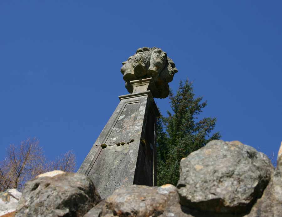 Well of Seven Heads