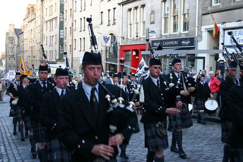 Clan Nesbitt in The Clan Parade - The Gathering 09