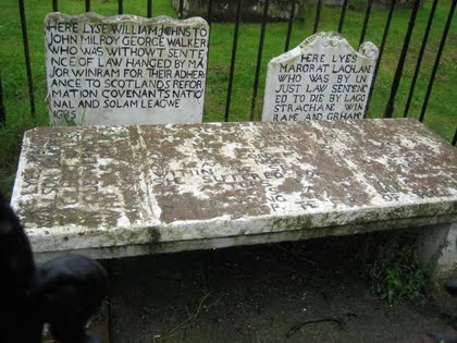 Grave of the two Margarets