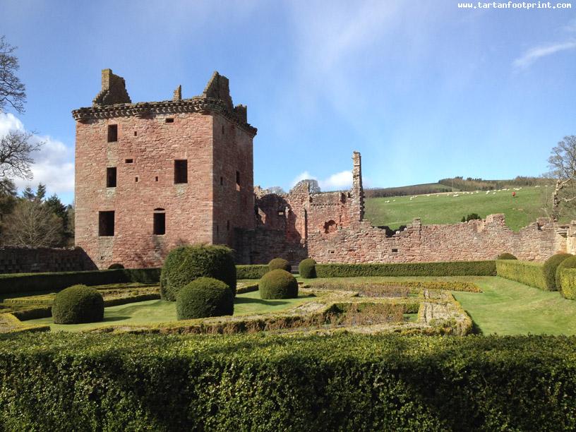 Edzell_castle-scotclans