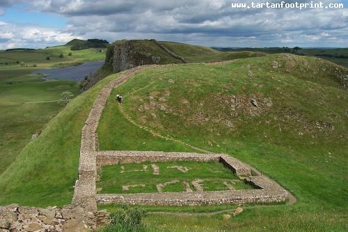 1280px-Milecastle_39_on_Hadrian's_Wall