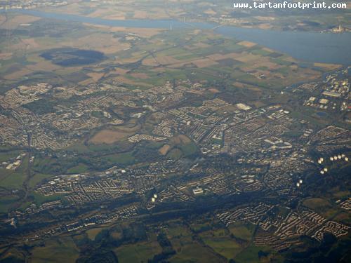 Falkirk_and_Stenhousemuir_from_the_air_(geograph_5229656)